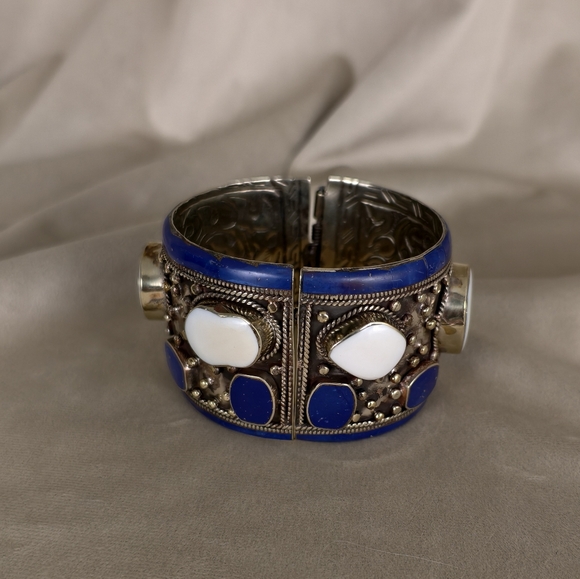Antique Tibetan Sterling Silver Blue and White Handmade Bracelet - Picture 3 of 8